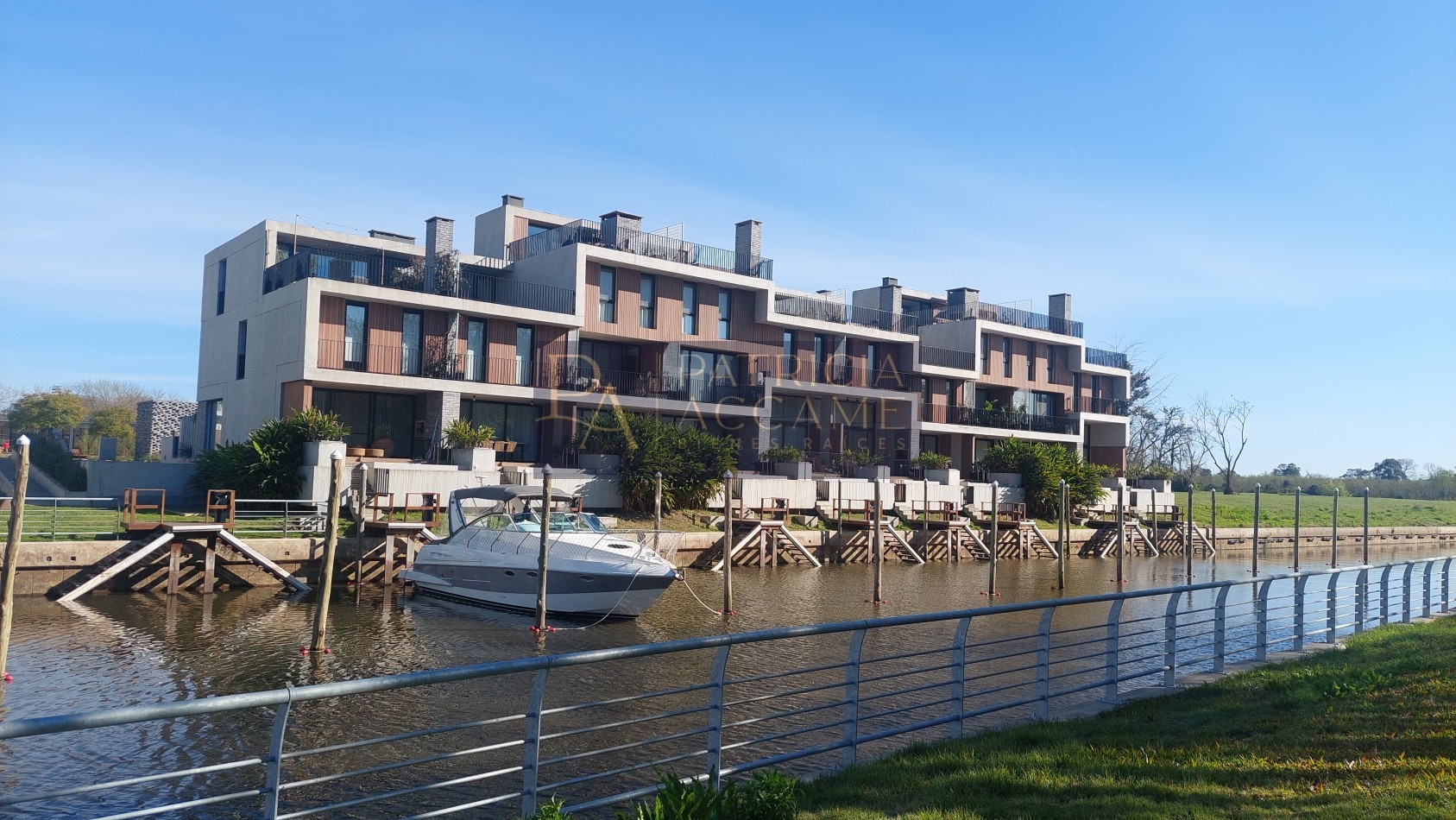 Tigre VENICE VENTA amarra y embarcadero